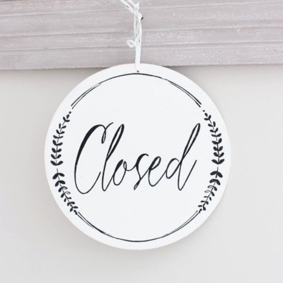 CLOSING CLOSET (IGNORE) - Picture 1 of 1